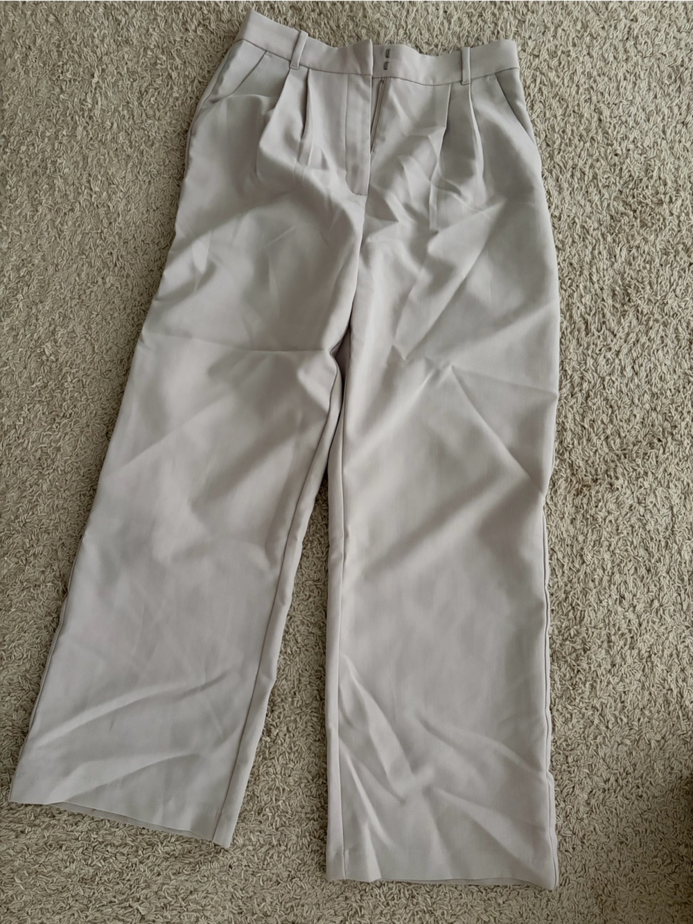Abercrombie & Fitch Men's Light Gray Pleated Dress Pants